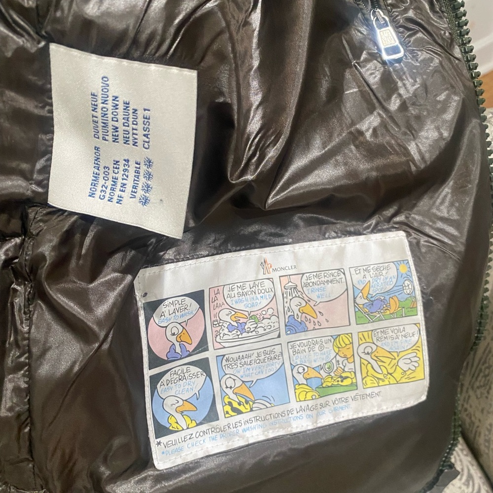 Moncler jacket - Picture 7 of 11